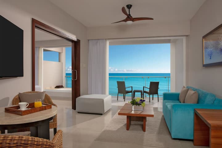 Dreams Jade Resort & Spa - All Inclusive