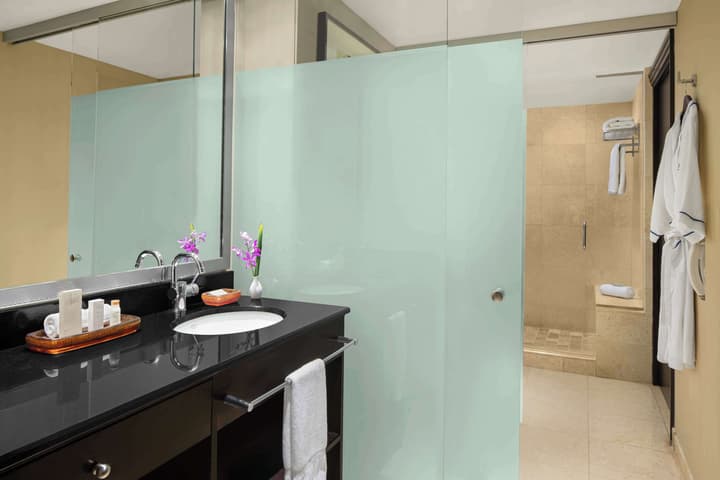 Z Ocean Hotel, Classico a Sonesta Collection