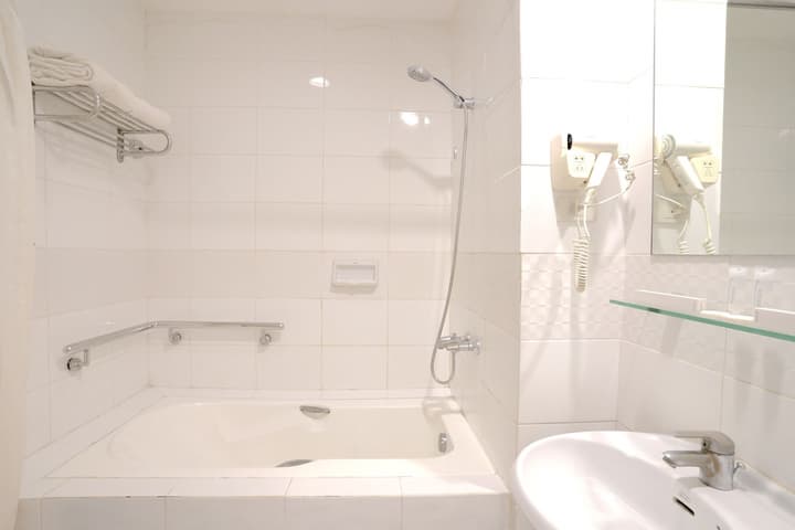 Alpa City Suites