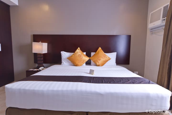 Alpa City Suites