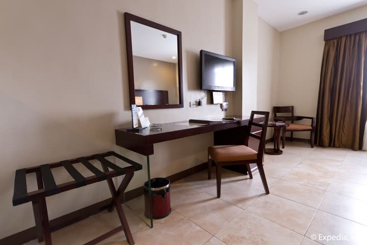 Alpa City Suites