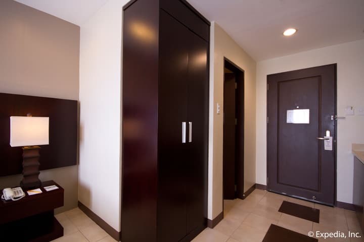 Alpa City Suites