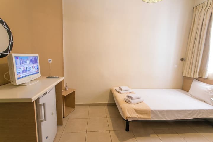 CITY PLUS RHODES HOTEL