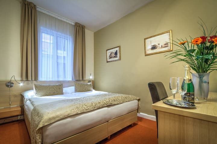 Hotel Taurus