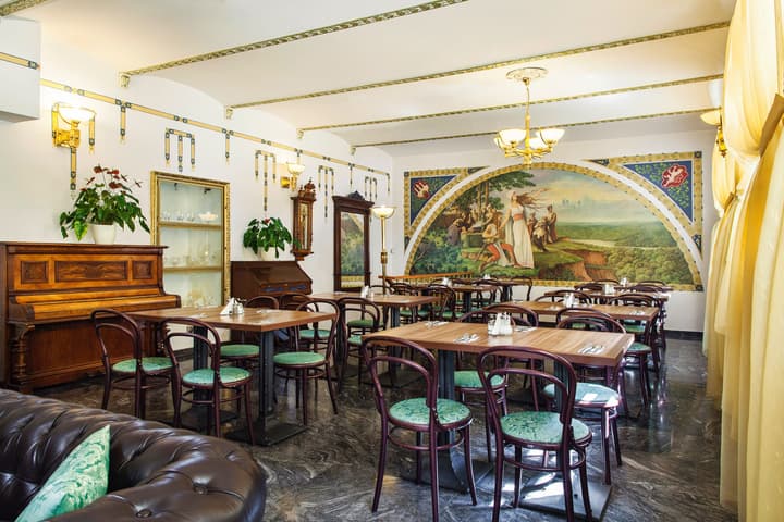 Hotel Taurus