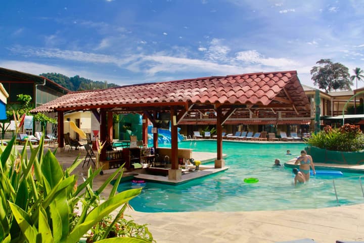 Hotel Amapola Resort