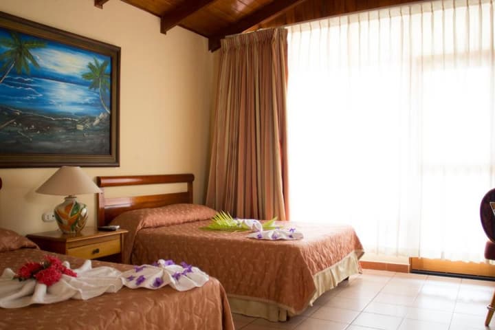 Hotel Amapola Resort