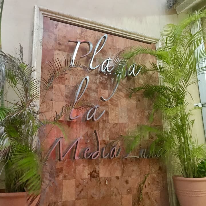 Hotel Playa la Media Luna, Isla Mujeres