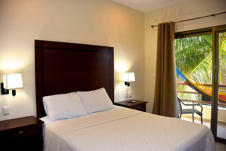 Hotel Playa la Media Luna, Isla Mujeres