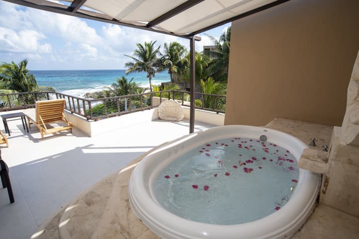 Hotel Playa la Media Luna, Isla Mujeres