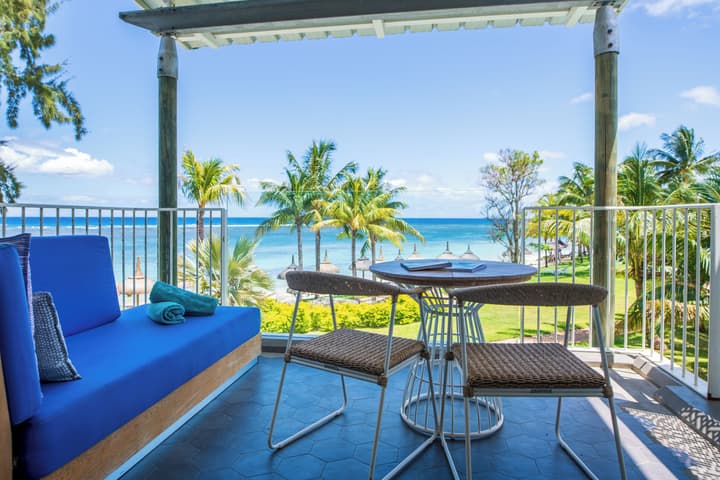 Victoria Beachcomber Resort & Spa