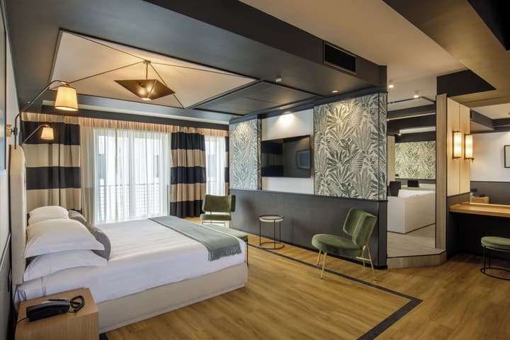 Hotel Domidea