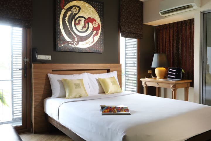 Sleep With Inn