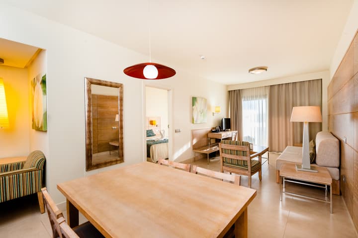 Kn Hotel Arenas del Mar - Adults Only