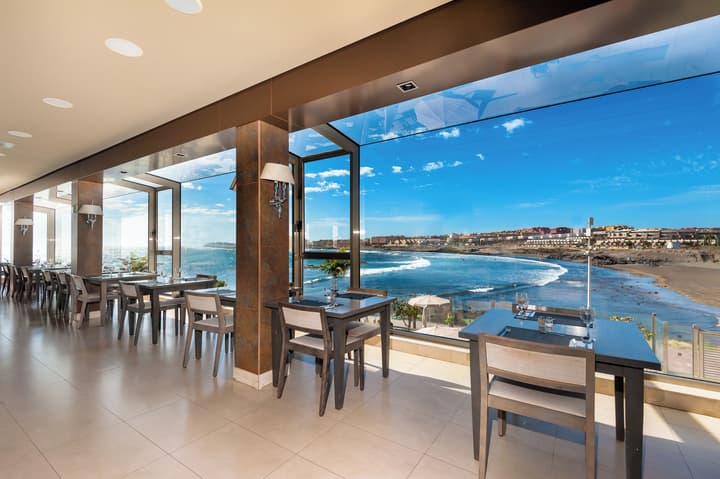 Kn Hotel Arenas del Mar - Adults Only