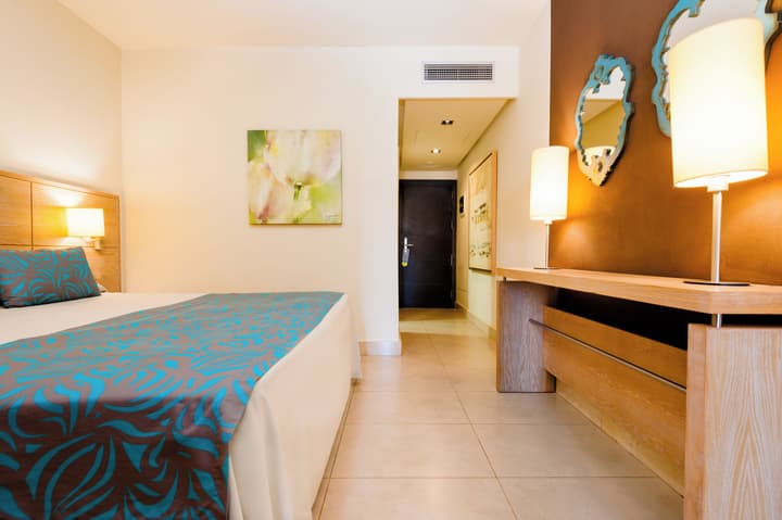 Kn Hotel Arenas del Mar - Adults Only