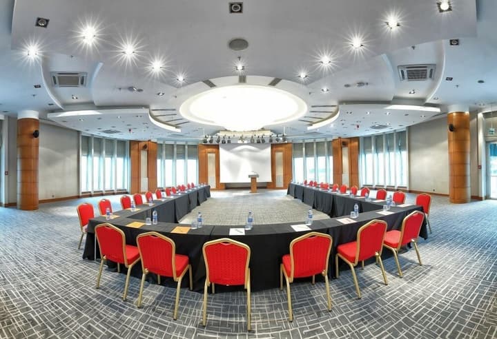 Delta Hotels Istanbul West