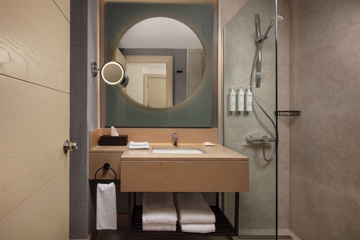 Delta Hotels Istanbul West