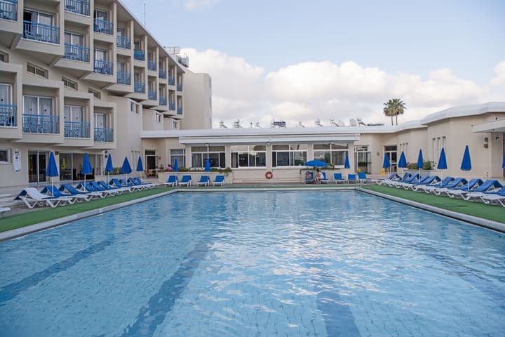 Kissos Hotel