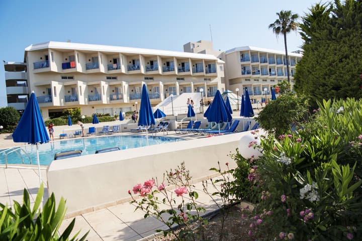 Kissos Hotel
