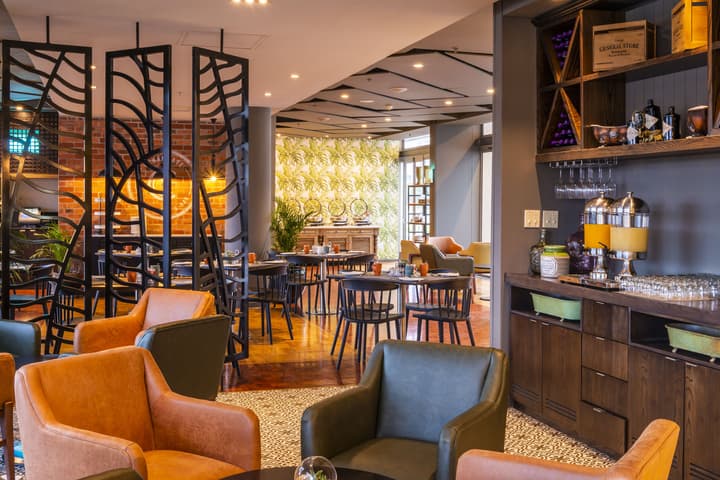 aha Harbour Bridge Hotel & Suites