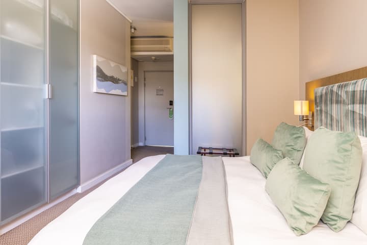 aha Harbour Bridge Hotel & Suites
