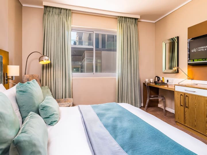 aha Harbour Bridge Hotel & Suites