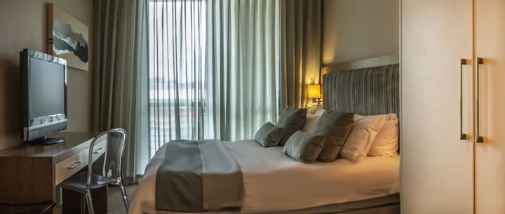 aha Harbour Bridge Hotel & Suites