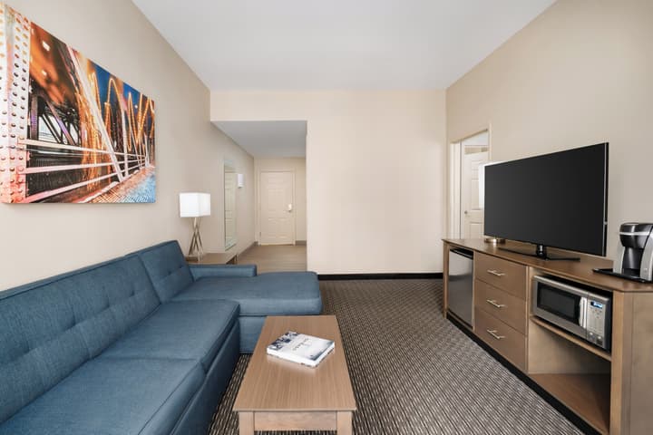 La Quinta Inn & Suites by Wyndham Chicago Downtown