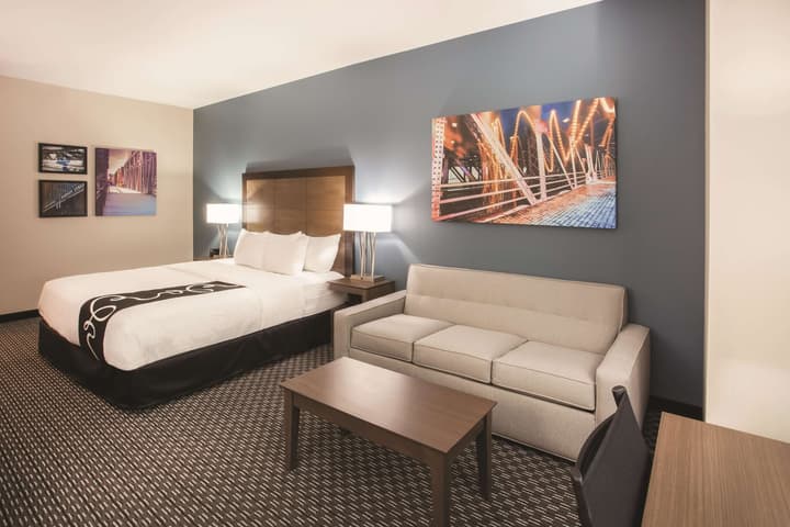 La Quinta Inn & Suites by Wyndham Chicago Downtown