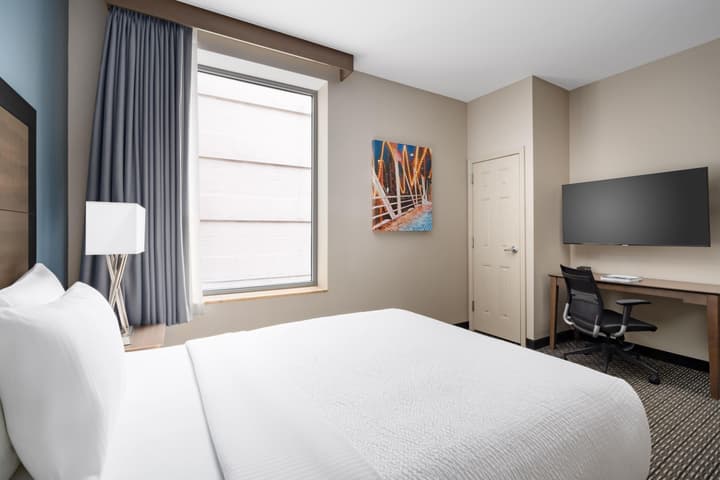 La Quinta Inn & Suites by Wyndham Chicago Downtown