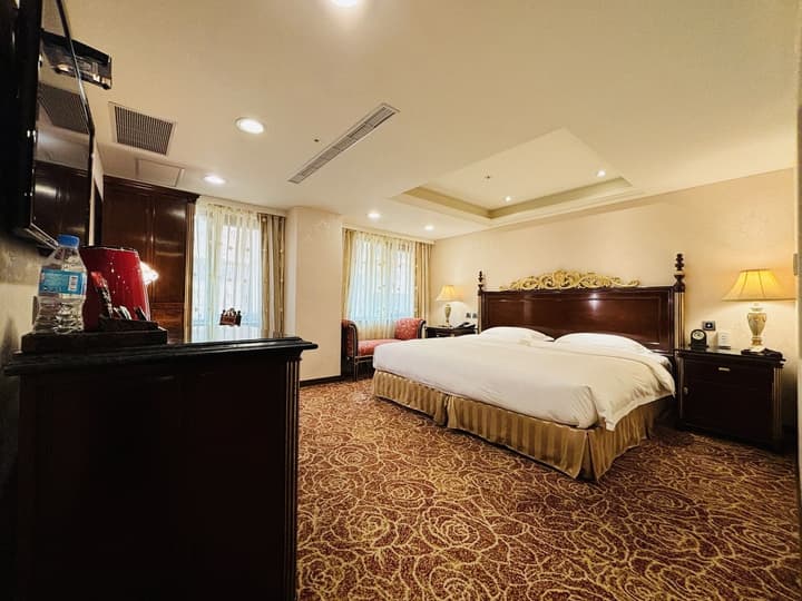 Royal Seasons Hotel Taipei Nanjing West