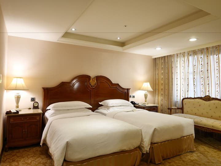 Royal Seasons Hotel Taipei Nanjing West
