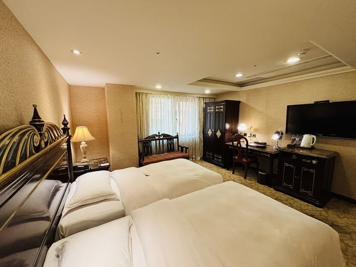 Royal Seasons Hotel Taipei Nanjing West