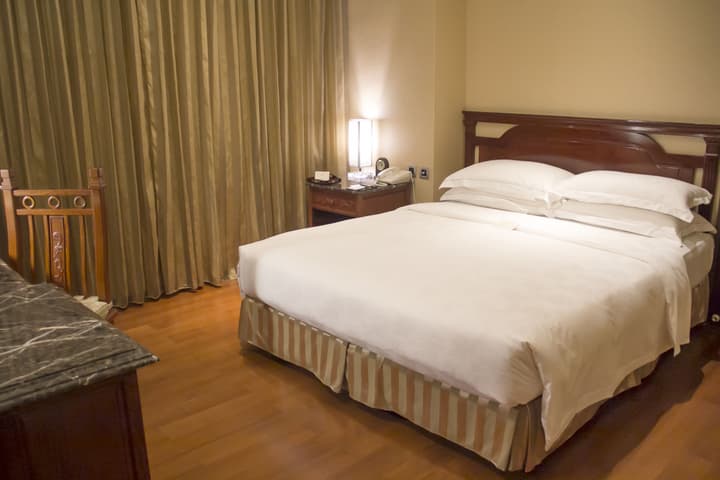 Royal Seasons Hotel Taipei Nanjing West