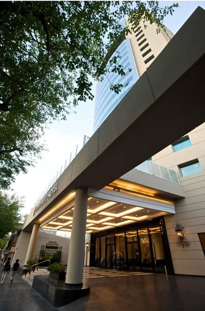Diplomatic Hotel