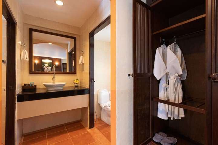 Aochalong Villa Resort & Spa
