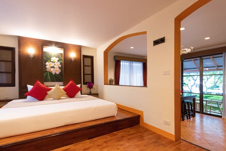 Aochalong Villa Resort & Spa