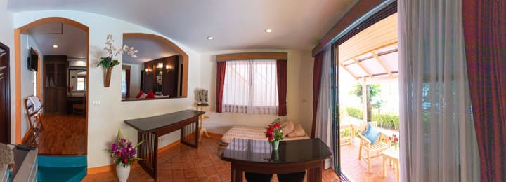 Aochalong Villa Resort & Spa