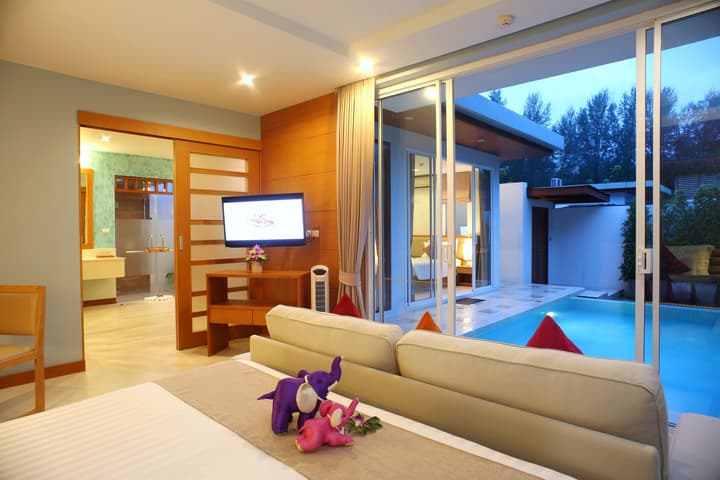 APSARA Beachfront Resort and Villa
