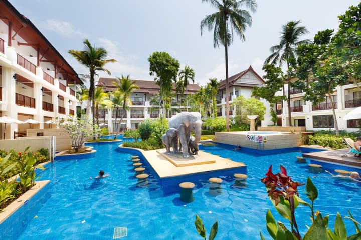 APSARA Beachfront Resort and Villa