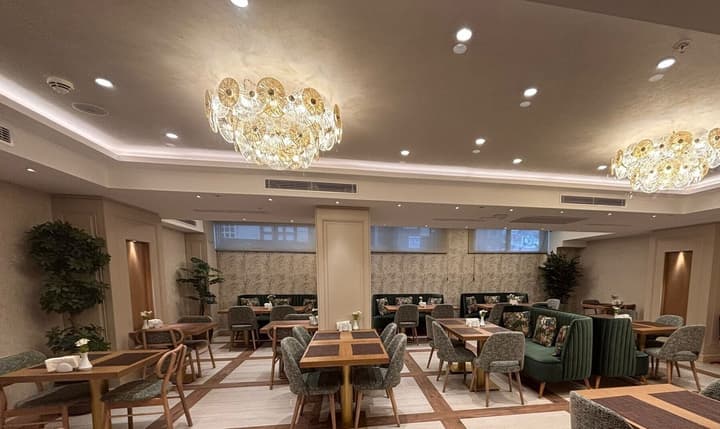 Grand Hilarium Hotel