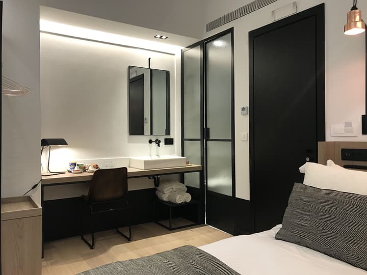 Niki Athens Hotel