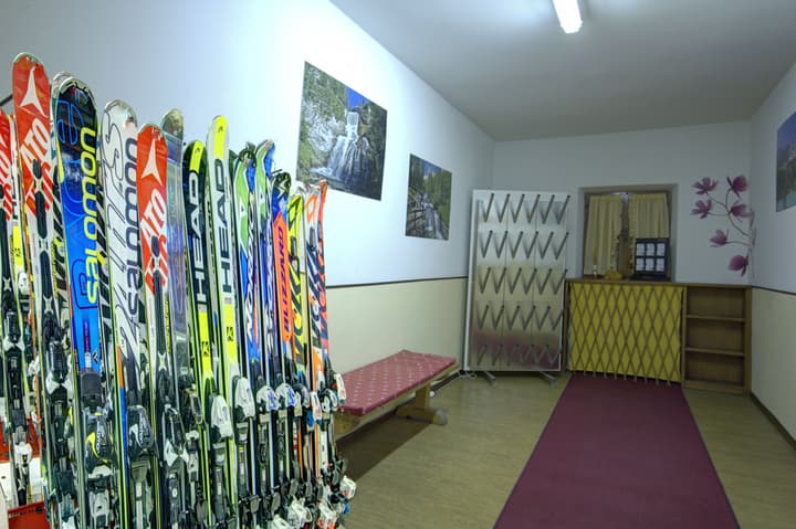Hotel Al Larin