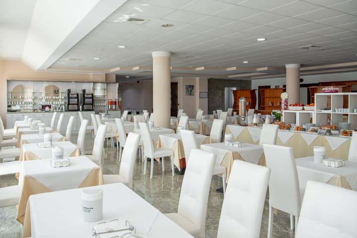 Rivoli Hotel