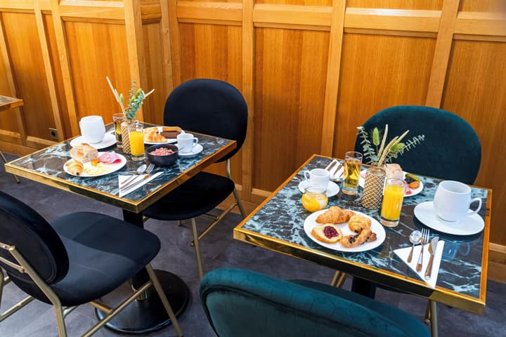 Hotel Le Cercle Tour Eiffel
