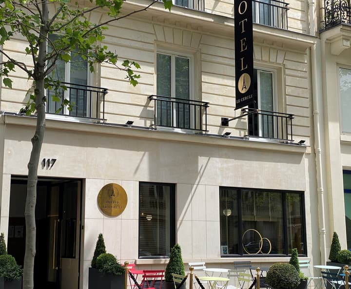 Hotel Le Cercle Tour Eiffel