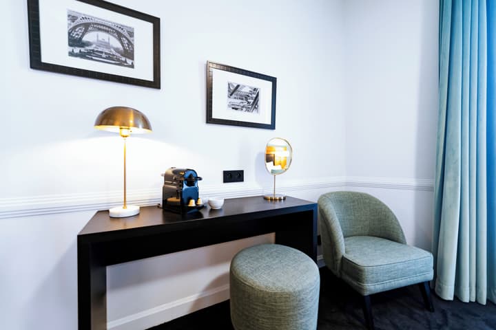 Hotel Le Cercle Tour Eiffel