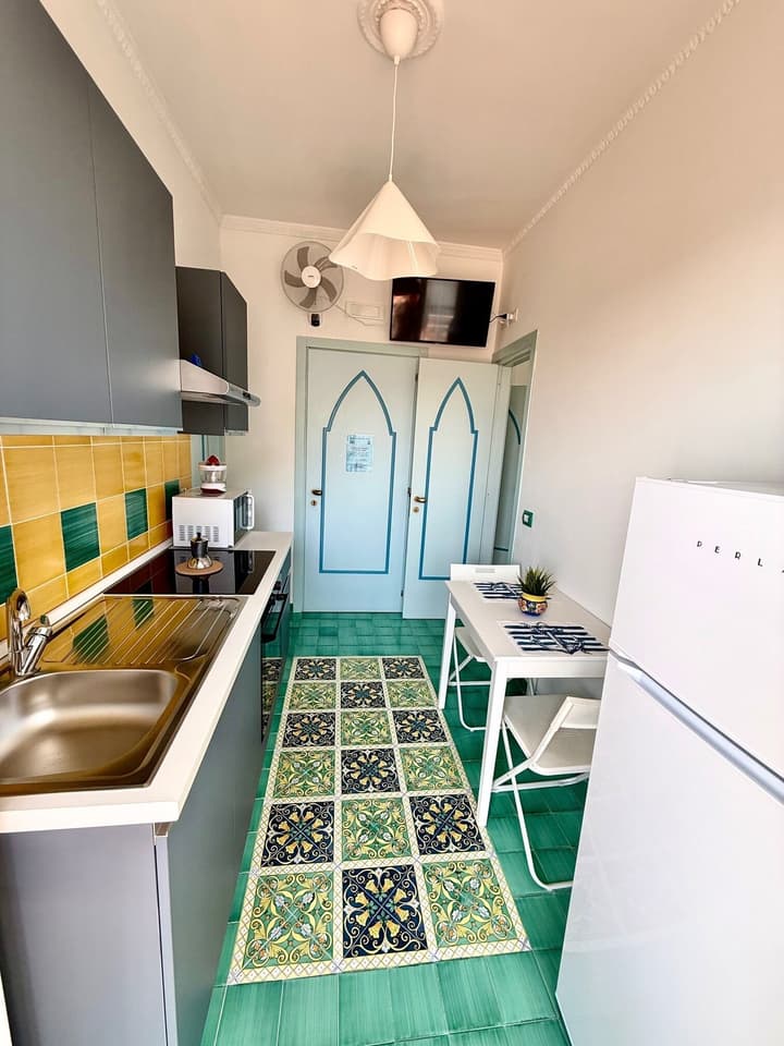 Riviera B&B Rooms and Apartament SEA-VIEW