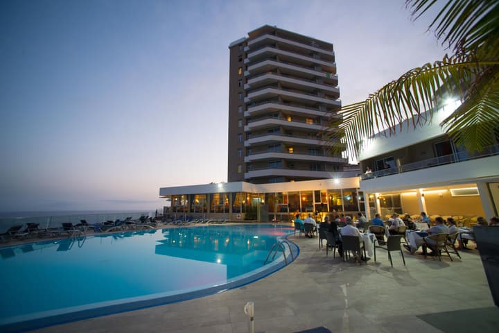 Hotel Duas Torres